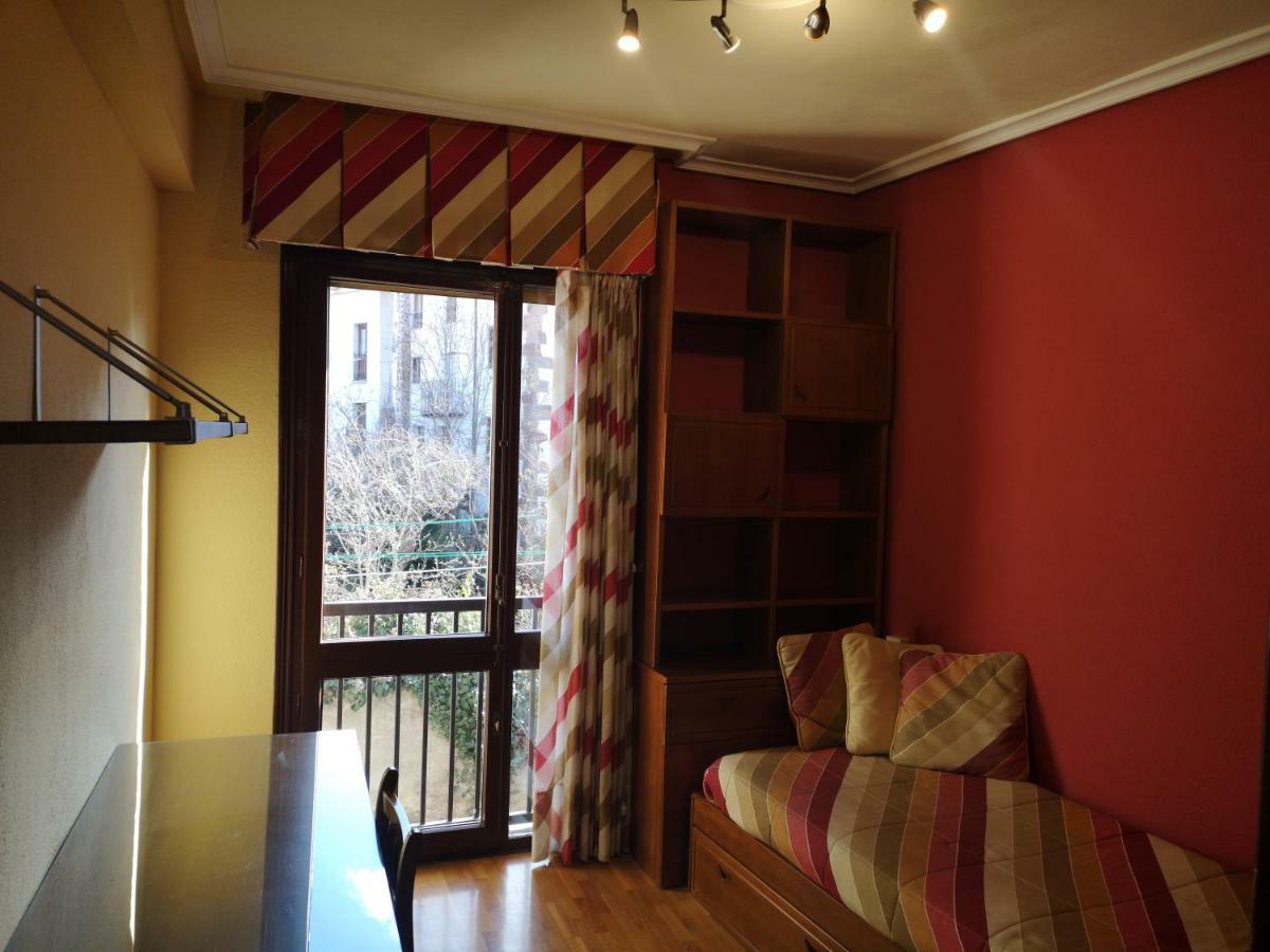 Apartamento Gallarza Con Parking 에스카레이 외부 사진